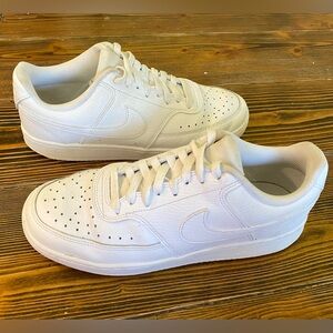Nike Court Vision Men’s size 8